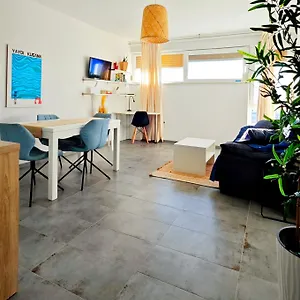 Cozy Old Town Apartment