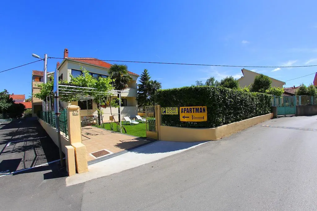 Apartments Vedrana Zadar